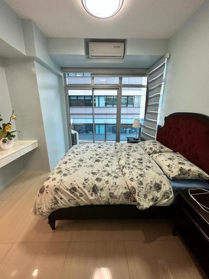 The Pearl Interior Designed 1 Bedroom Unit Burgos Circle Bgc Manilla Buitenkant foto